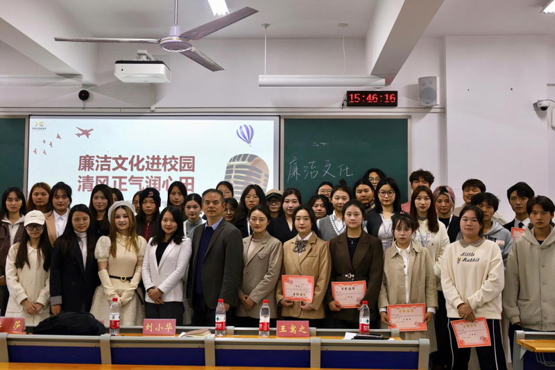 图片111 图片111