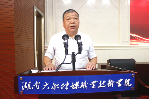 蒋民权