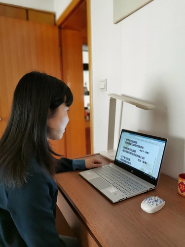 李伟照片原图1